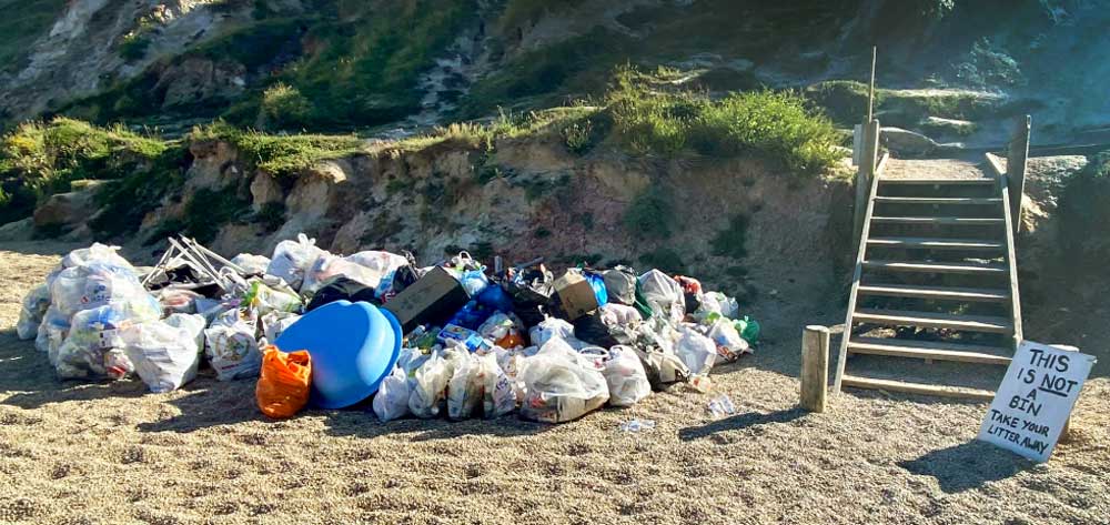 Rubbish left on the beach